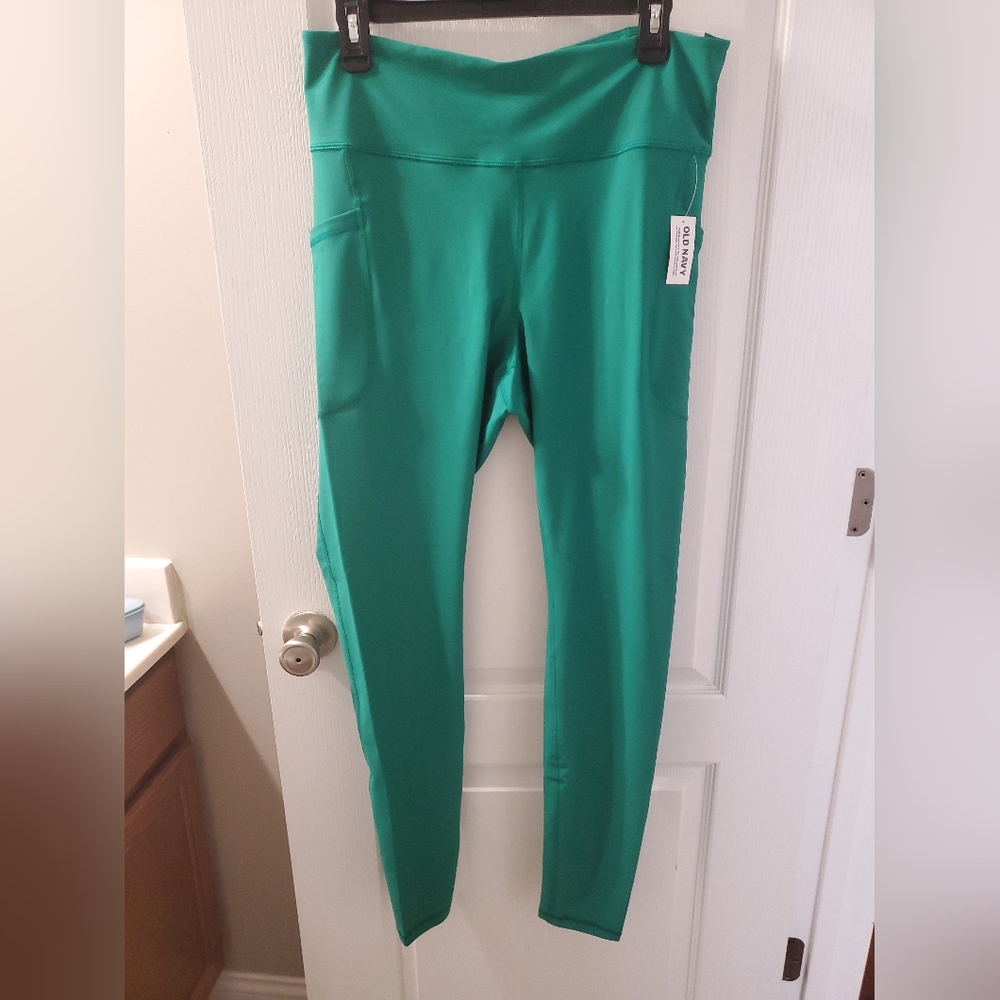 Old Navy Powersoft Leggings, size XL TALL